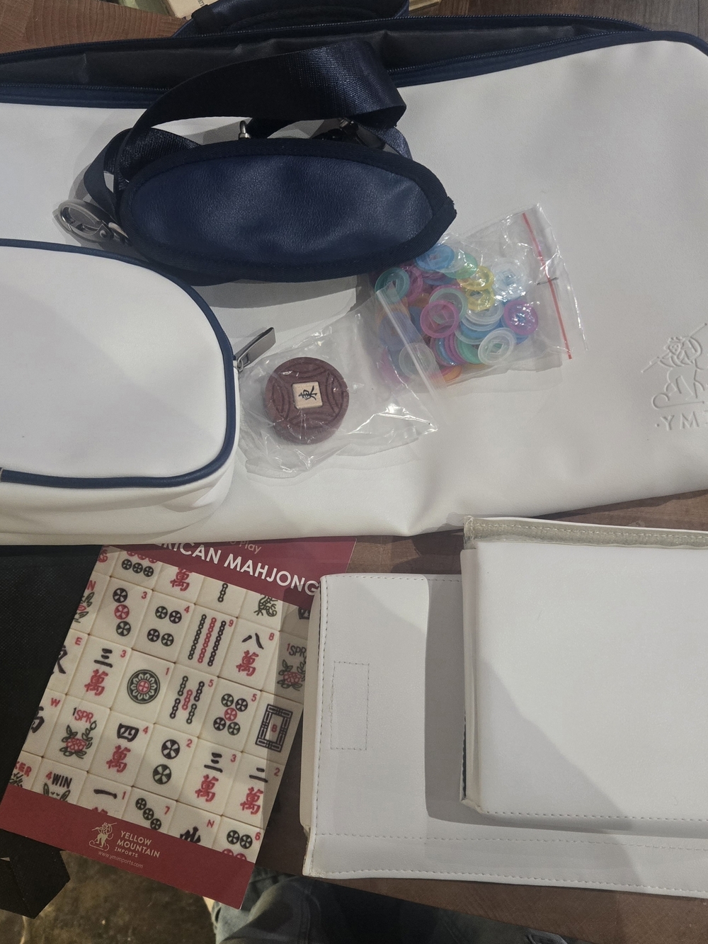 American Mahjong White Case With Extras